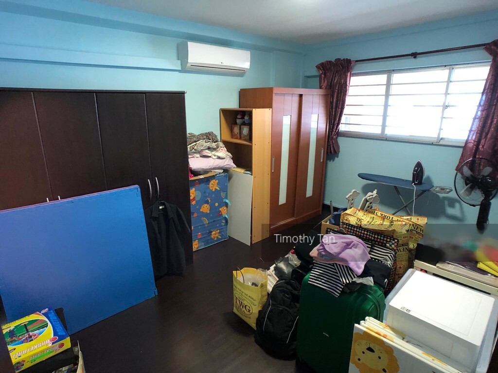 Blk 213 Tampines Street 23 (Tampines), HDB 3 Rooms #241645311